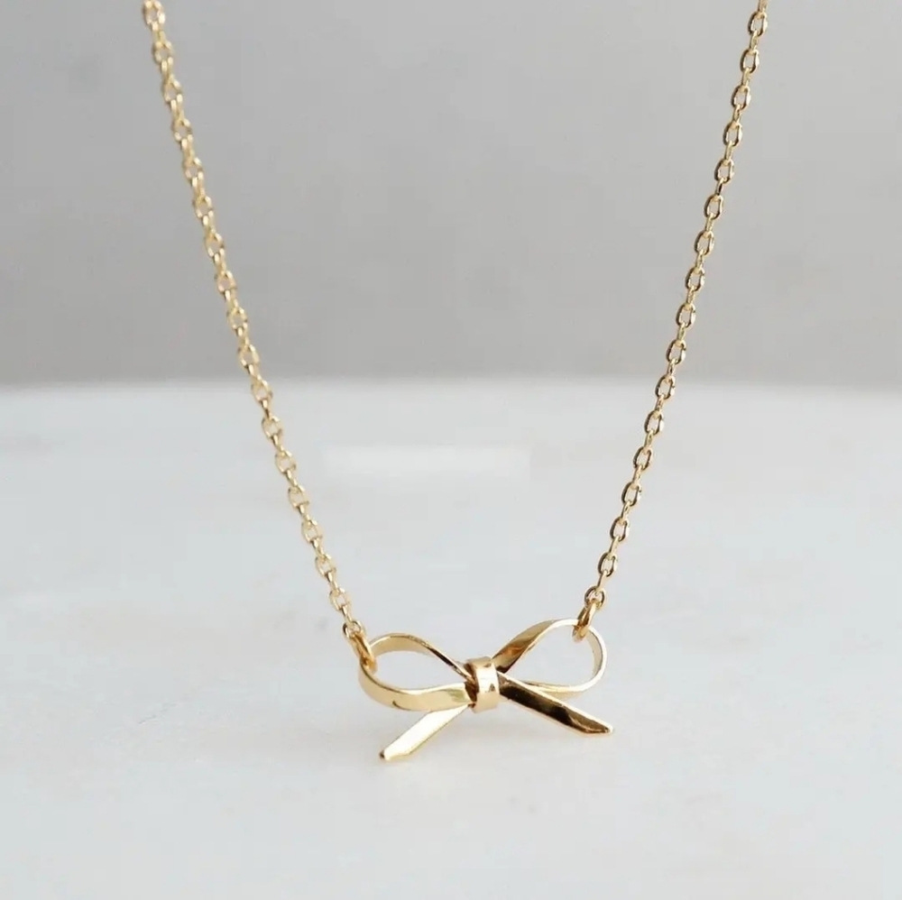 Delicate Bow Pendant Necklace in Gold - Women Jewelry